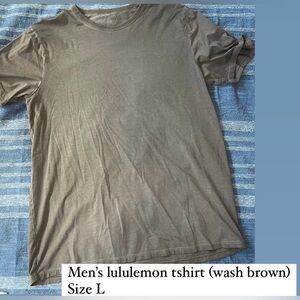 Men’s Lululemon tshirt